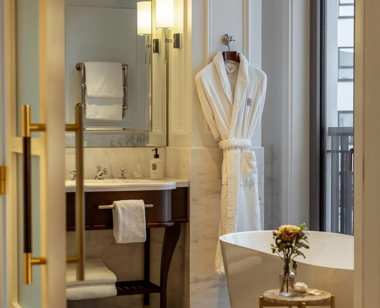 Corinthia Grand Hotel Astoria ブリュッセル 5*,