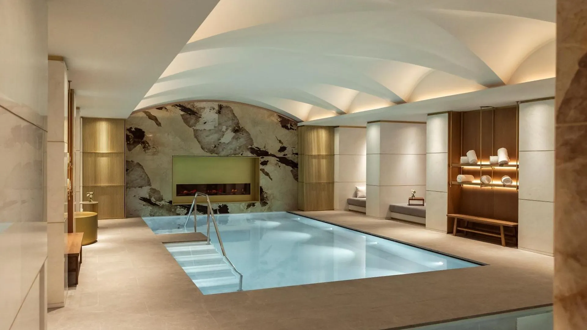 *****  Corinthia Grand Hotel Astoria ブリュッセル ベルギー